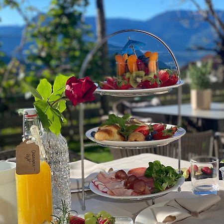 Haus Gregori Aparthotel Caldaro Bagian luar foto