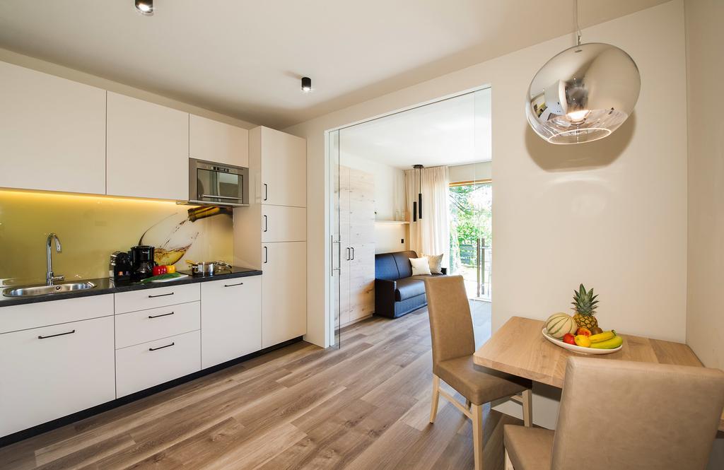 Haus Gregori Aparthotel Caldaro Bagian luar foto