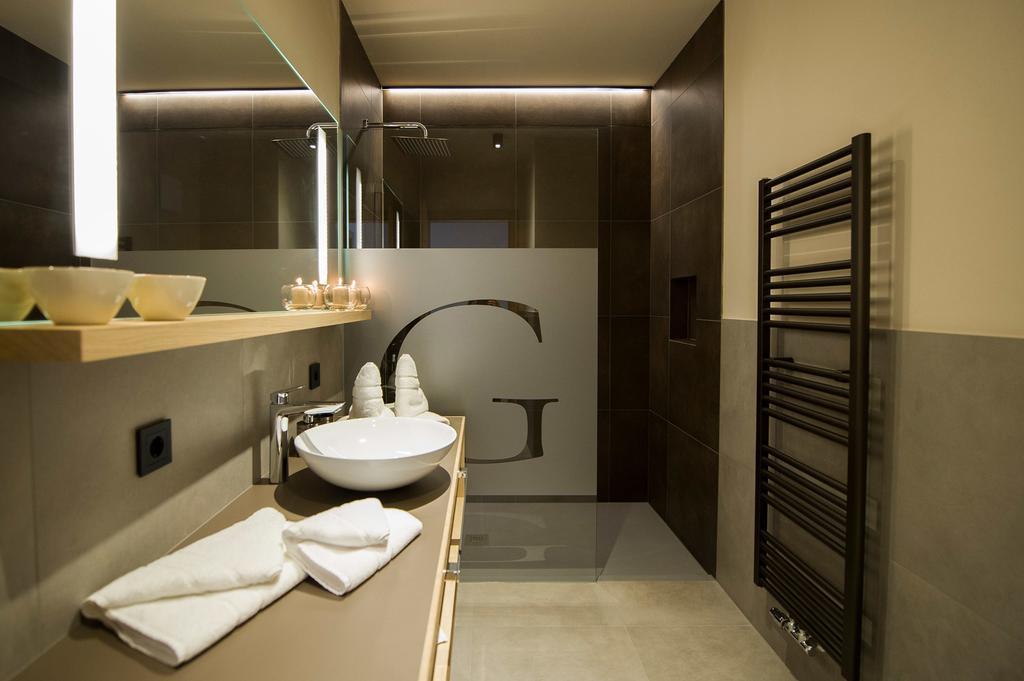 Haus Gregori Aparthotel Caldaro Bagian luar foto