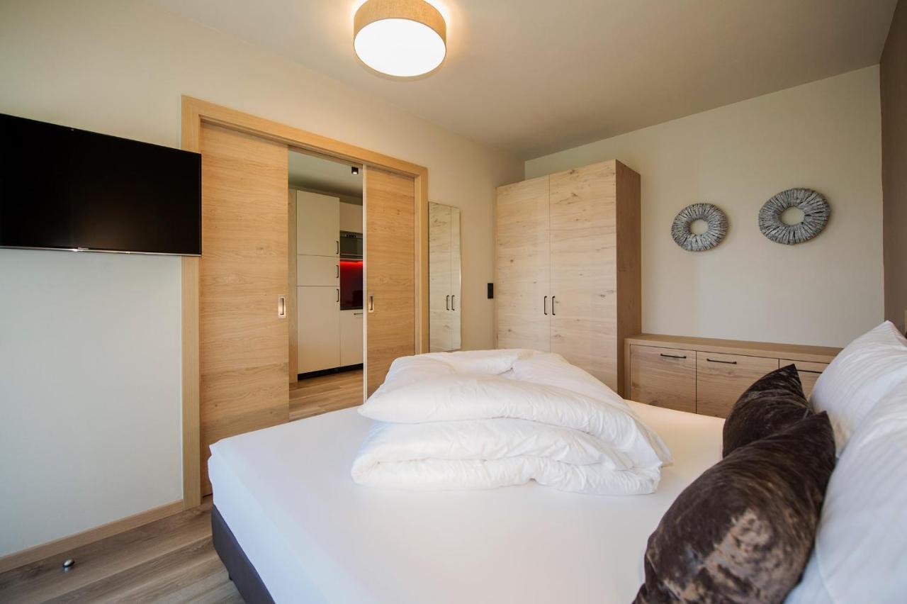 Haus Gregori Aparthotel Caldaro Bagian luar foto