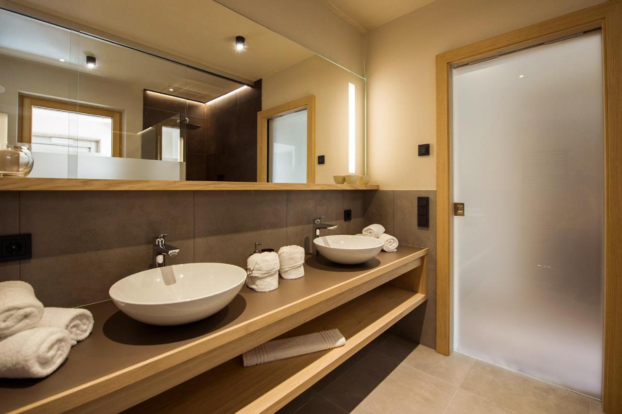 Haus Gregori Aparthotel Caldaro Bagian luar foto