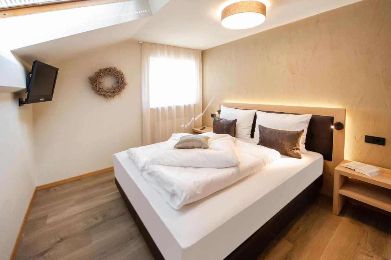 Haus Gregori Aparthotel Caldaro Bagian luar foto