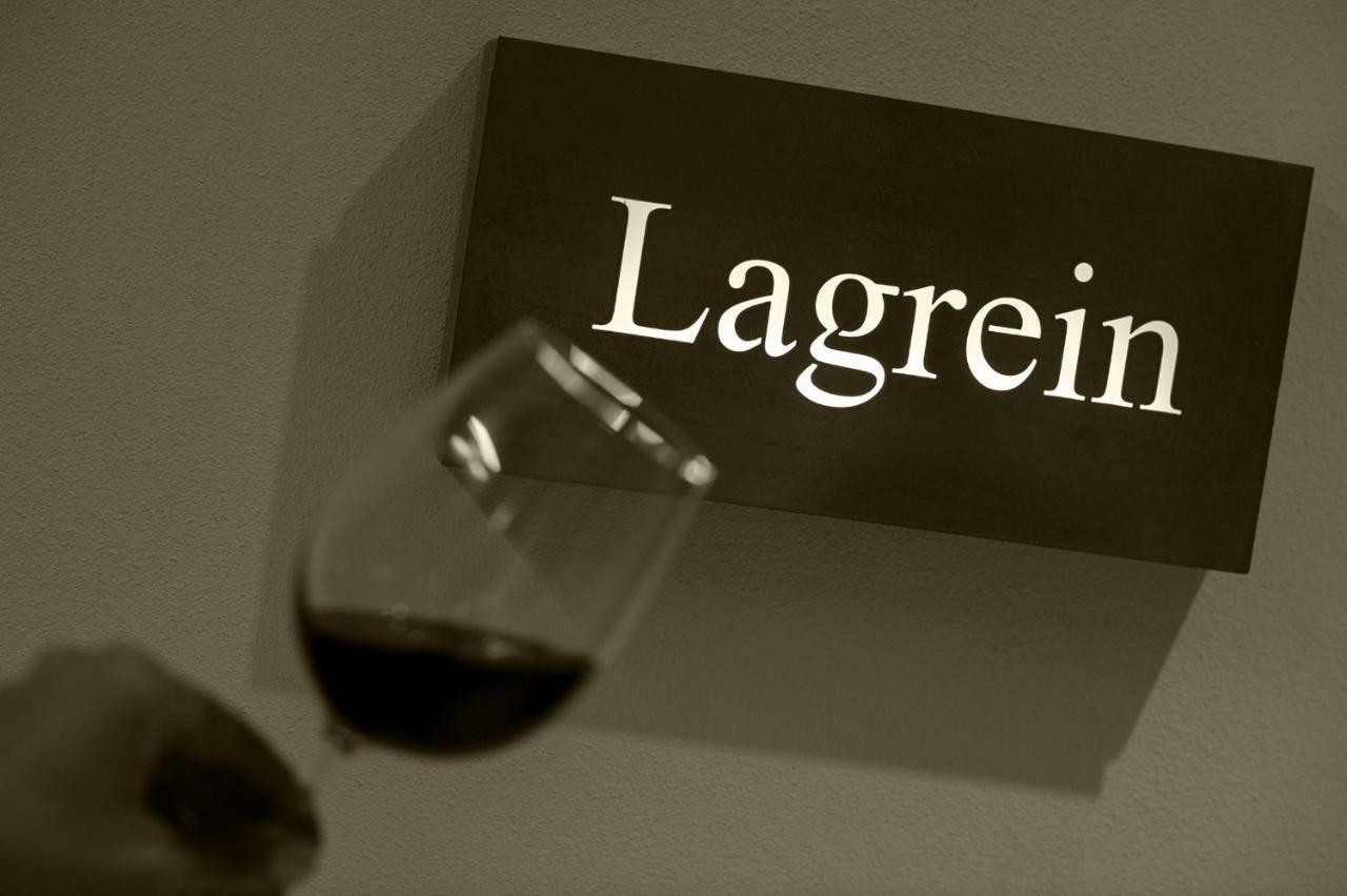 Haus Gregori Aparthotel Caldaro Bagian luar foto