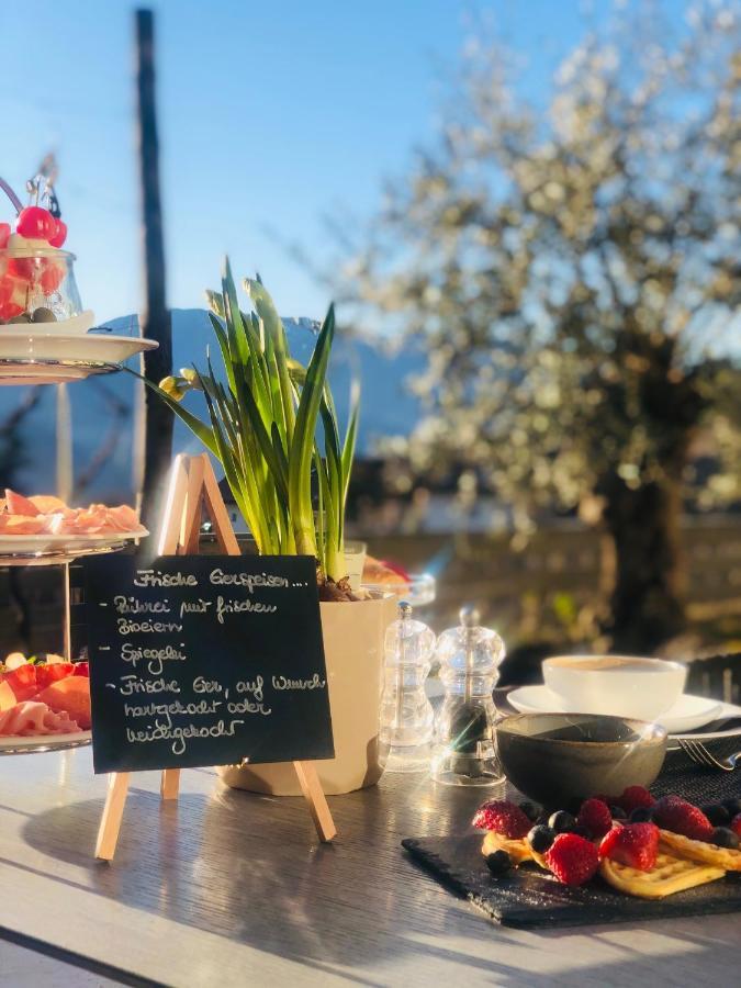 Haus Gregori Aparthotel Caldaro Bagian luar foto